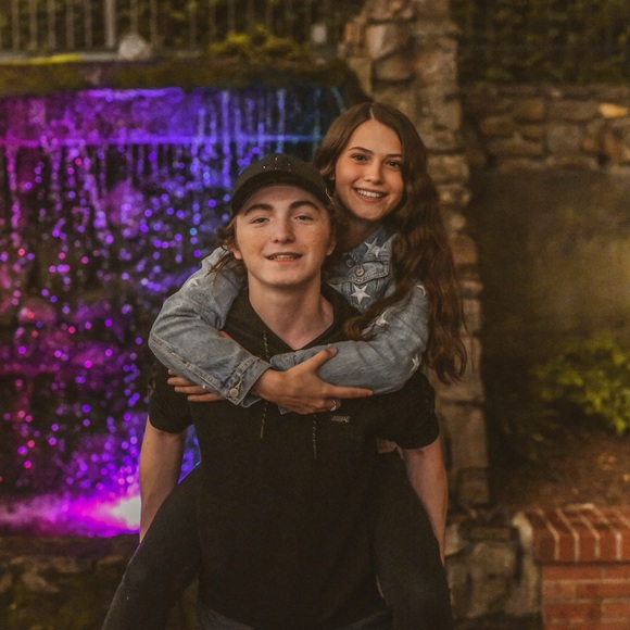 Meet your Posher, Sheila - Picture 8 of 8